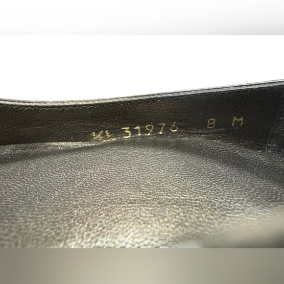 Stuart Weitzman NWT Bowright Rock Quasar Leather Metallic Grey Size 8M - Picture 8 of 10